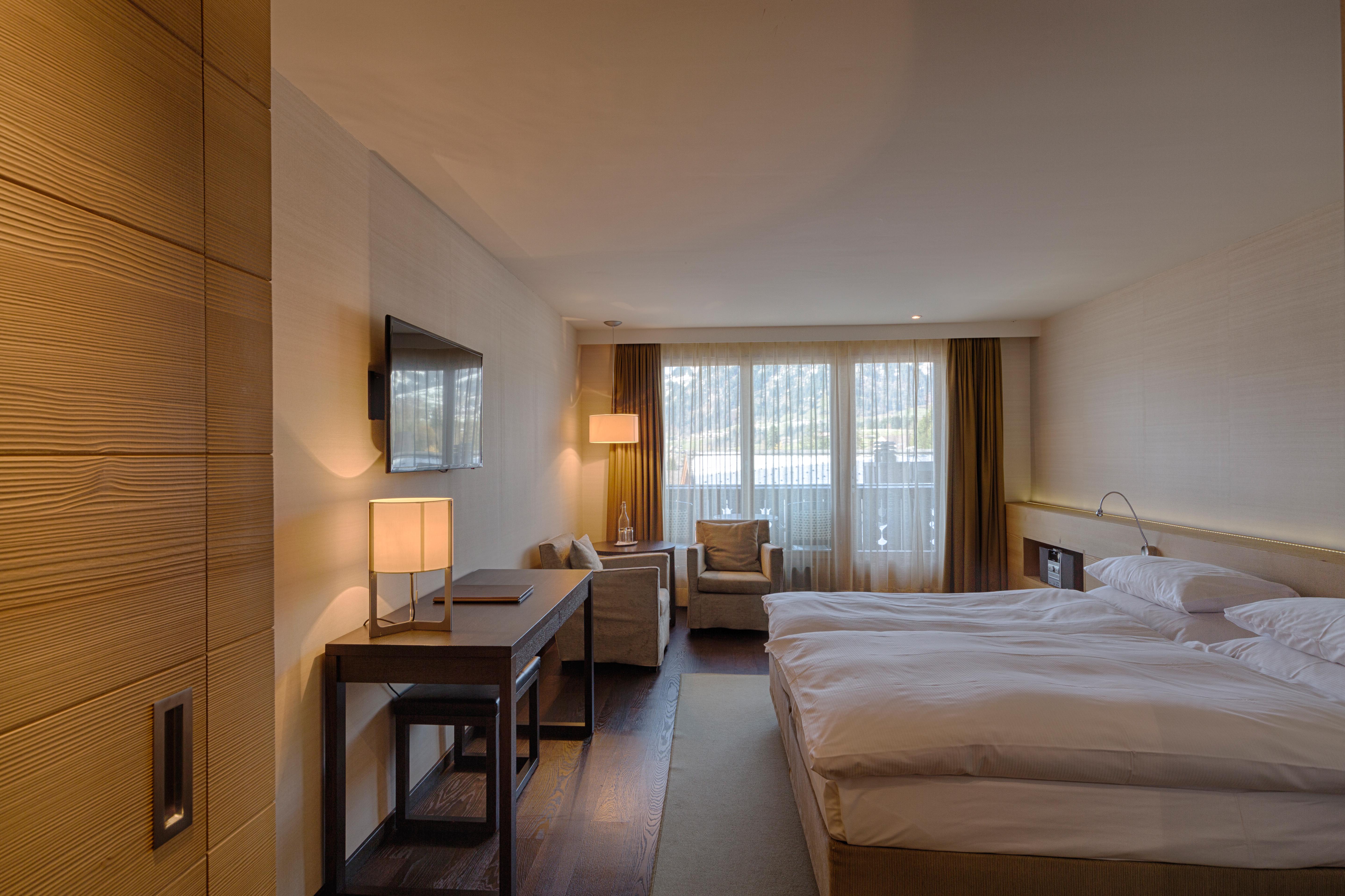 Bernerhof Swiss Quality Hotel Gstaad Bagian luar foto