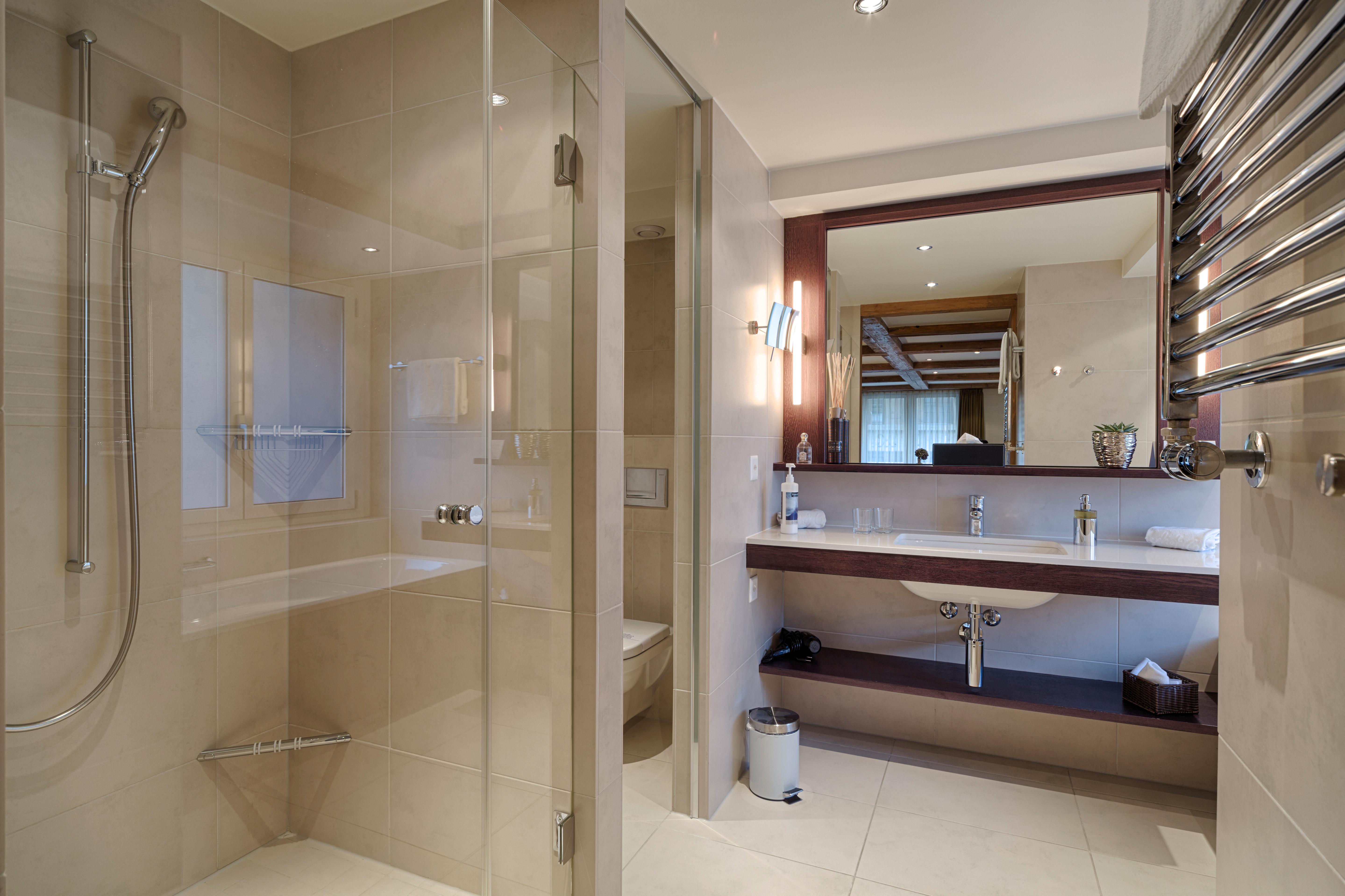 Bernerhof Swiss Quality Hotel Gstaad Bagian luar foto