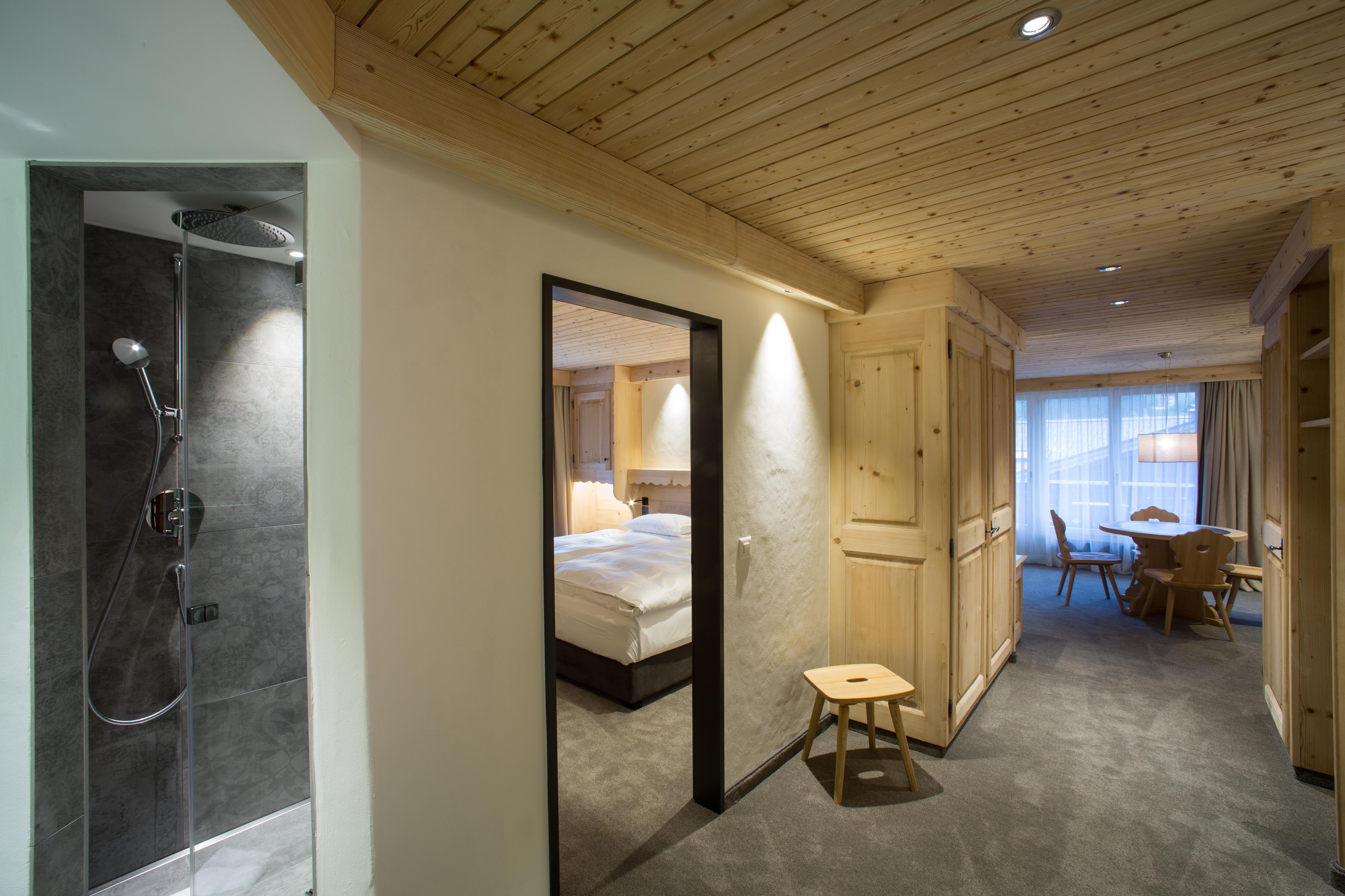 Bernerhof Swiss Quality Hotel Gstaad Bagian luar foto