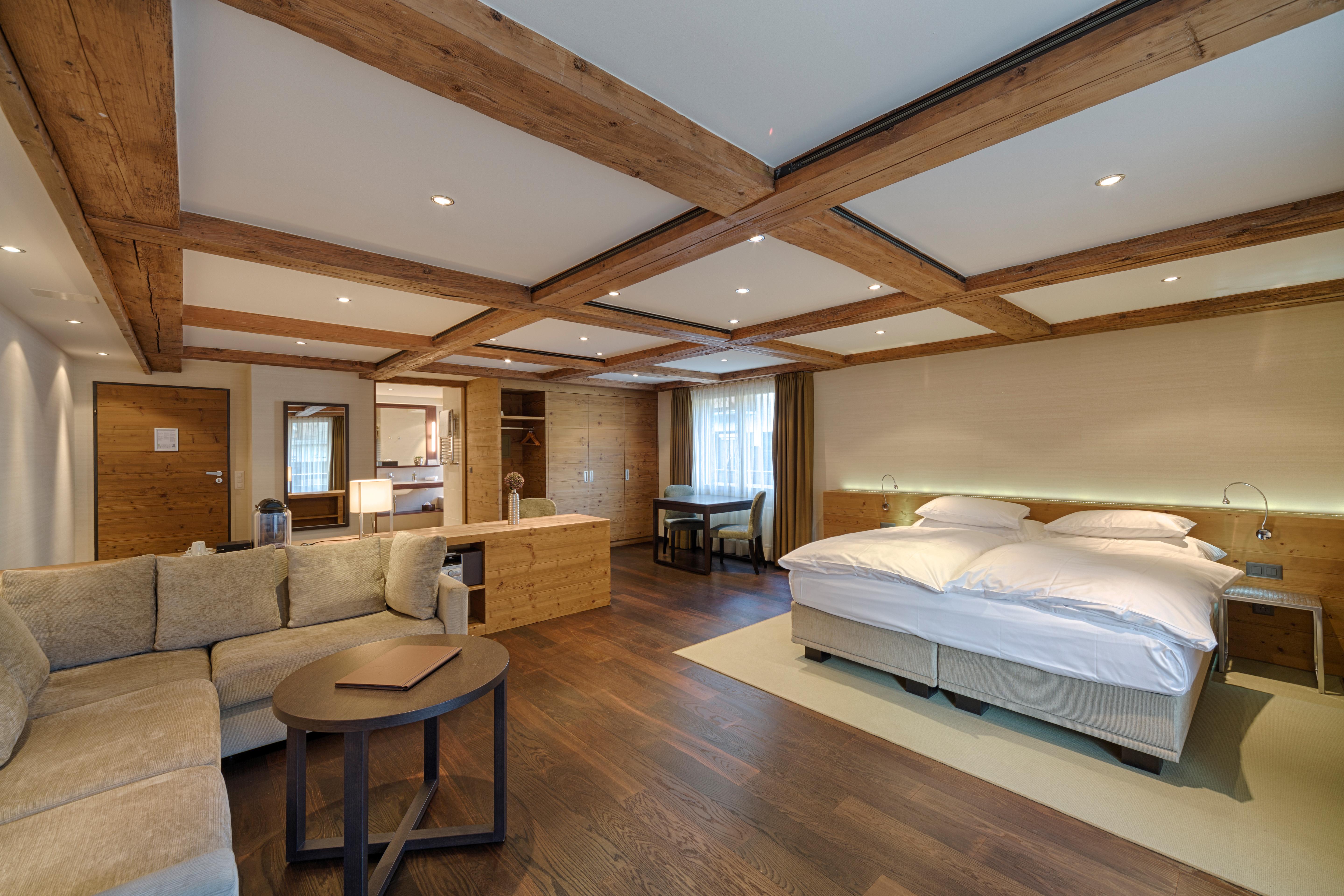 Bernerhof Swiss Quality Hotel Gstaad Bagian luar foto